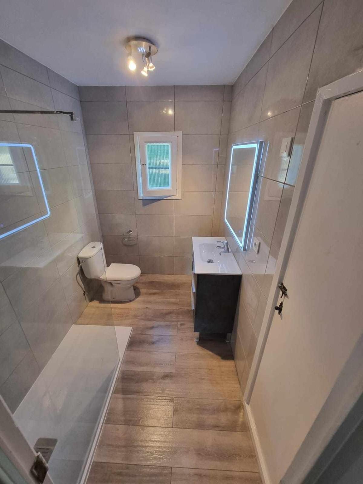 Fabulous Refurbished Above Private